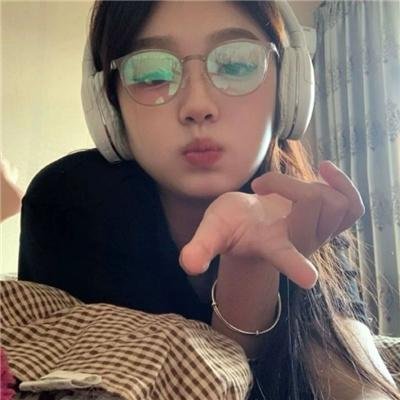 飞行艳使